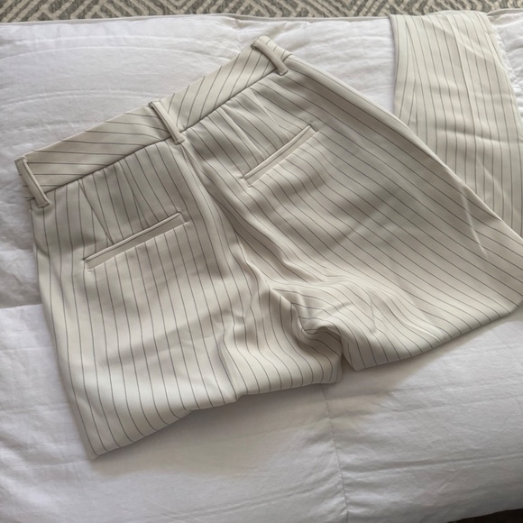 Banana Republic Sculpted Tapered Trouser - Picture 5 of 5